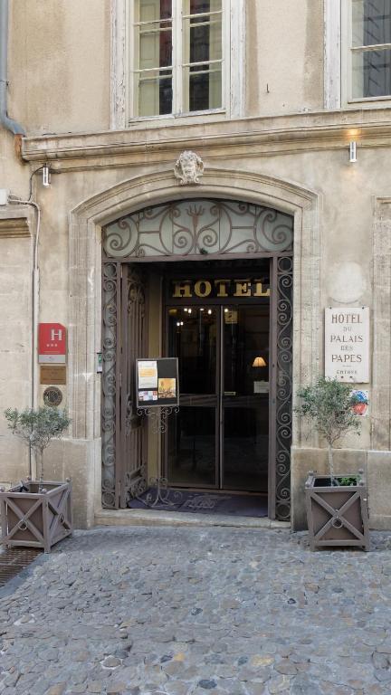 Du Palais Des Papes Hotel 3*